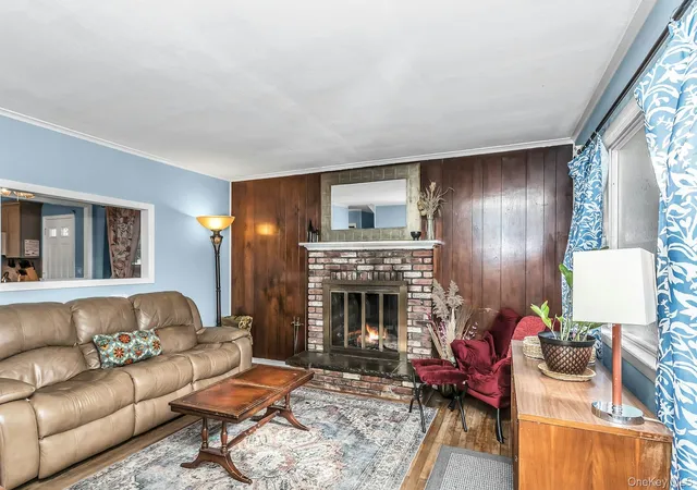 4th image of 23 Lambert Ave, Brookhaven, NY 11950 | MLS# 1018215