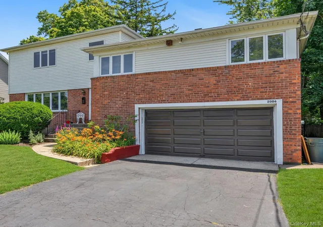 2nd image of 2006 Norshon Rd, Hempstead, NY 11566 | MLS# 1018218