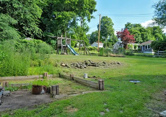4th image of 21 Cameron Rd, Southeast, NY 10509 | MLS# 1018224