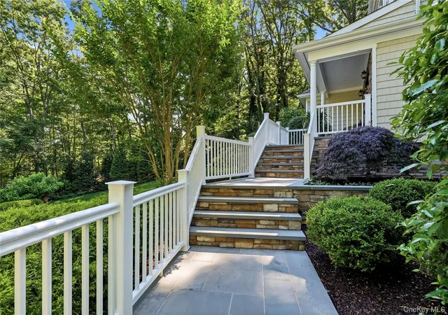 5th image of 406 Brook Rd, Brookhaven, NY 11777 | MLS# 1018245