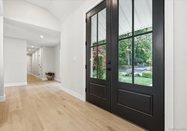 5th image of 4 Short Path, Saint James, NY 11780 | MLS# 1018259