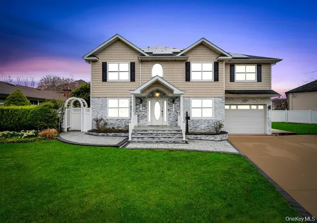 1st image of 6 Garden Cir, Syosset, NY 11791 | MLS# 1018262