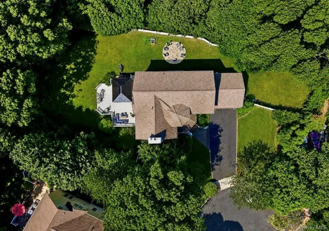 Homes for sale in Brookhaven, NY | 10 Chapel Hill Rd, Brookhaven, NY 11755 | MLS# 1018331