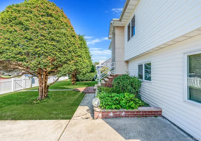 4th image of 540 Scudder Ave, Babylon, NY 11726 | MLS# 1018332