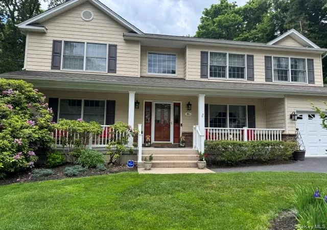 4th image of 41 Shady Ln, Huntington, NY 11743 | MLS# 1018333