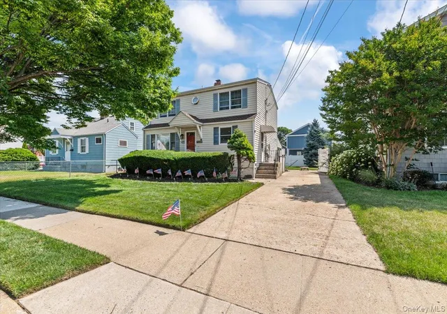 2nd image of 45 Concord Ave, Oyster Bay, NY 11714 | MLS# 1018345