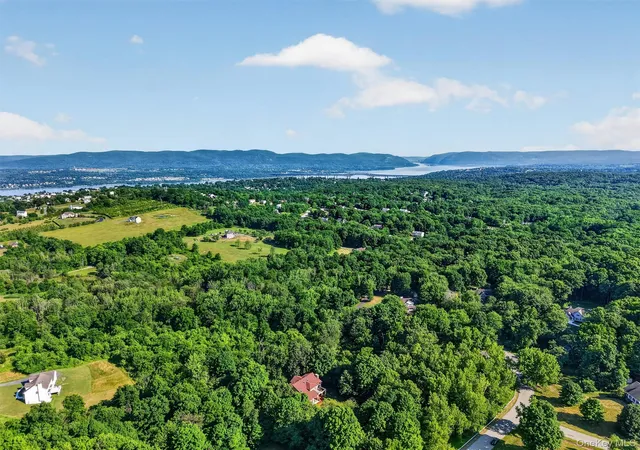 Homes for sale in Newburgh (town), NY | 5 Harvey Wy, Newburgh (town), NY 12550 | MLS# 1018365