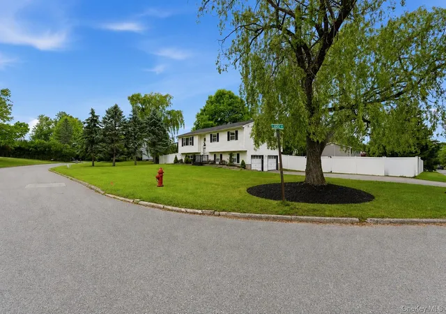 Homes for sale in Chester Town, NY | 11 Chandler Dr, Chester Town, NY 10918 | MLS# 1018371