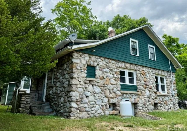 Homes for sale in Mamakating, NY | 623 Walker Valley Rd, Mamakating, NY 12566 | MLS# 1018377