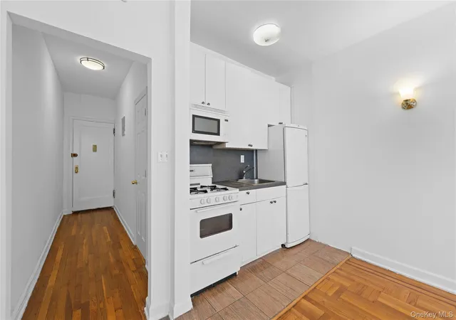 2nd image of 41 41 41st St #5N, Sunnyside, NY 11104 | MLS# 1018391
