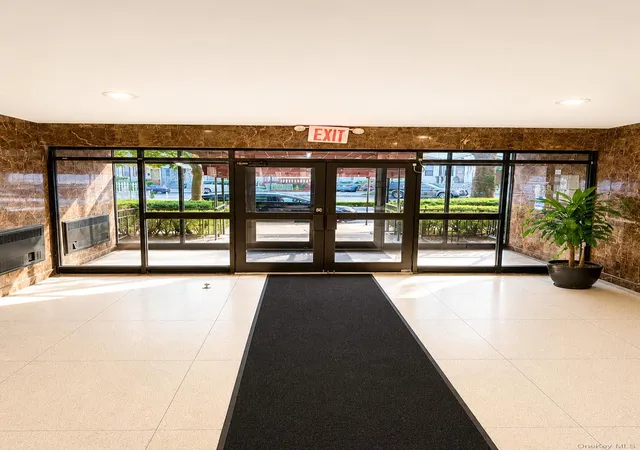 1st image of 131 11 Kew Gardens Rd #4H, New York, NY 11418 | MLS# 1018398