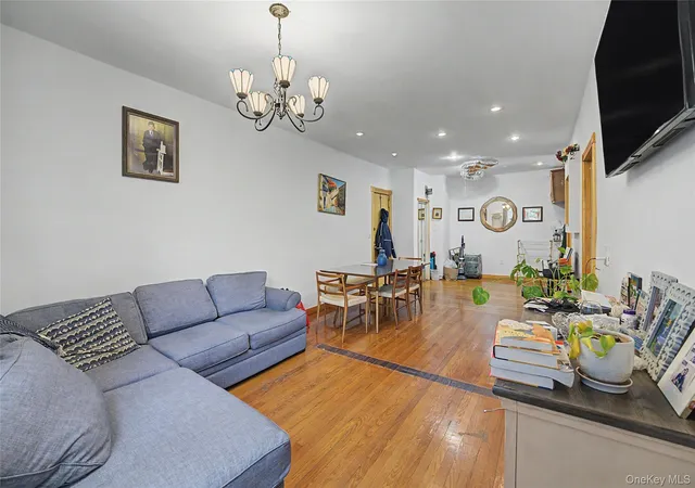 2nd image of 136-05 Sanford Ave, New York, NY 11355