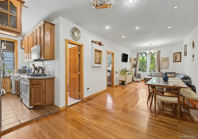 5th image of 136-05 Sanford Ave, New York, NY 11355