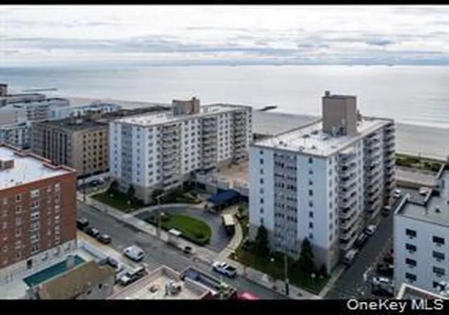 Homes for sale in Long Beach, NY | 430 Shore Rd #8G, Long Beach, NY 11561 | MLS# 1018410