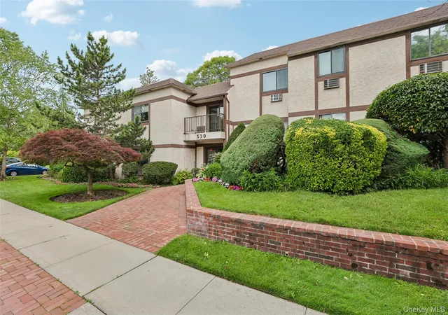 2nd image of 530 Hudson Ave, Cedarhurst, NY 11516 | MLS# 1018423