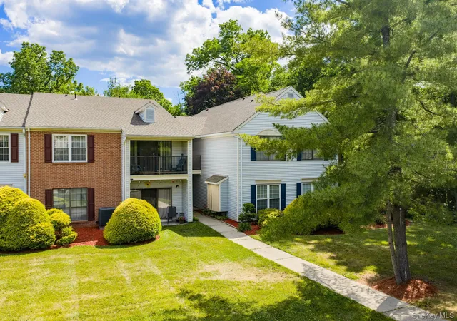 Homes for sale in Blooming Grove, NY | 111 Cartwheel Ct #28, Blooming Grove, NY 10992 | MLS# 1018438