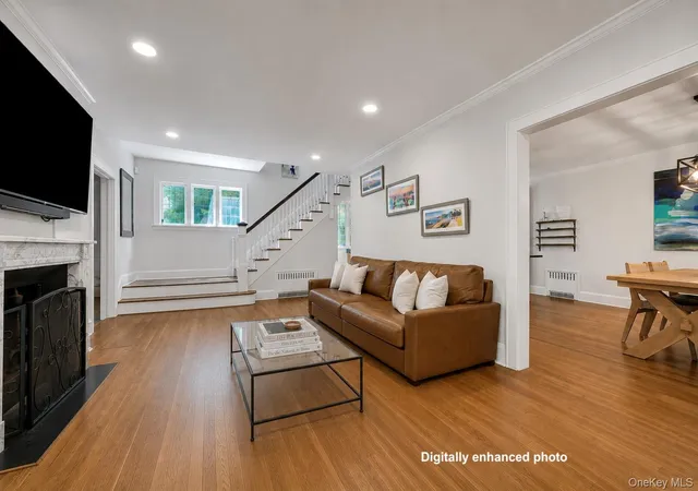Homes for sale in New Rochelle, NY | 42 Knollwood Dr, New Rochelle, NY 10538 | MLS# 1018462