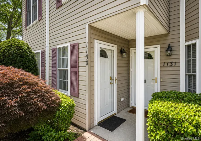 Homes for sale in Huntington, NY | 1130 Savoy Dr, Huntington, NY 11747 | MLS# 1018499