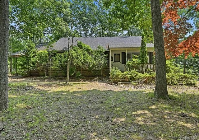 5th image of 240 Meadow Ln, Southold, NY 11935 | MLS# 1018515