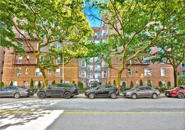 Homes for sale in New York, NY | 3203 Nostrand Avenue, New York, NY 11229 | Houzeo