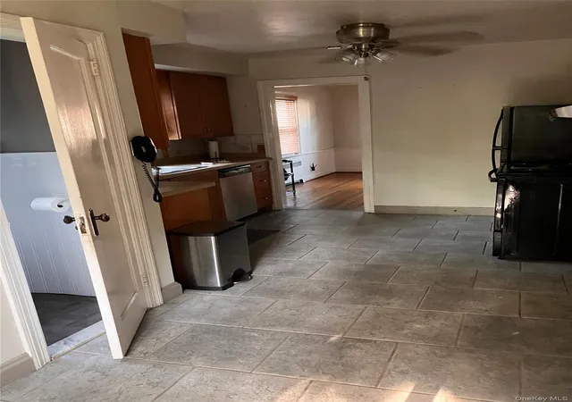 2nd image of 12 Maryland Ave, Hempstead, NY 11520 | MLS# 1018519