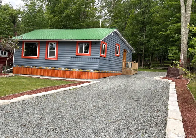 Homes for sale in Bethel, NY | 15 W Delaware Pl, Bethel, NY 12720 | MLS# 1018527