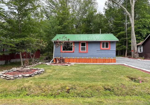 Homes for sale in Bethel, NY | 15 W Delaware Pl, Bethel, NY 12720 | MLS# 1018527