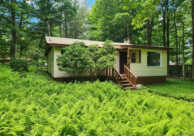 Photo 1 of Single family home for sale at 24 Eldridge St S, Bethel, NY 12778 | MLS# 1018533 | Listing updated on 2026-09-23