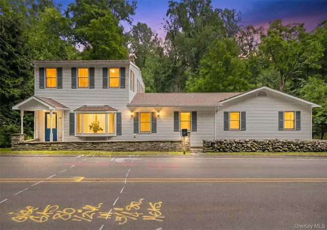 Homes for sale in Newburgh (town), NY | 86 Balmville Rd, Newburgh (town), NY 12550 | MLS# 1018536