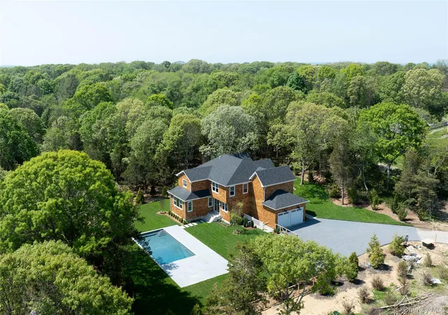 Homes for sale in Southold, NY | 205 Kats Ct, Southold, NY 11939 | MLS# 1018538