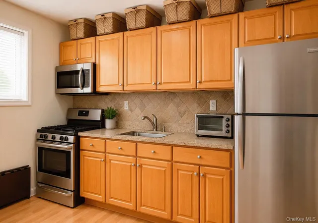 Listing Photo 4 - Condo for sale in building located at 6637a Jay Ave, New York, NY 11378