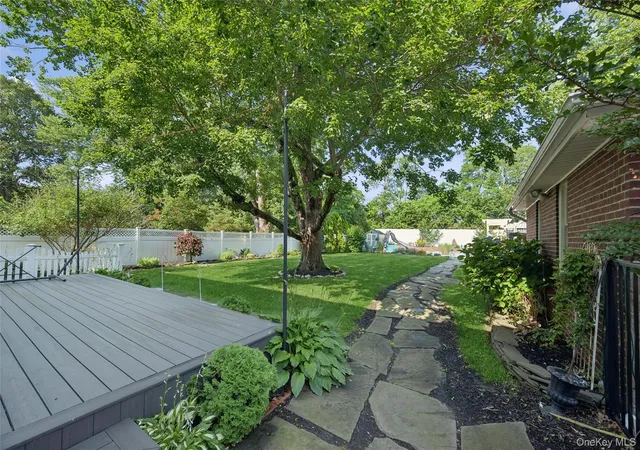 3rd image of 1210 Hyman Ave, Bay Shore, NY 11706 | MLS# 1018563