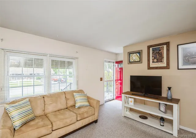 3rd image of 87 Center St, Brookhaven, NY 11779 | MLS# 1018583