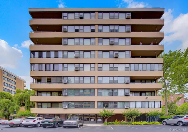 1st image of 166 10 Powells Cove Blvd #2C, Whitestone, NY 11357 | MLS# 1018631