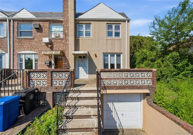 Photo 1 of Single family home for sale at 5750 82nd Street, Middle Village, NY 11379 | MLS# 1018643 | Listing updated on 2026-10-18