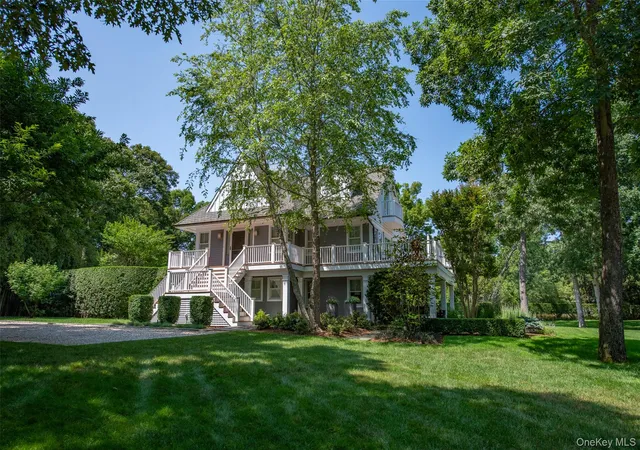 4th image of 13 Peathole Ln, Bellport, NY 11713 | MLS# 1018645