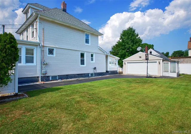 Homes for sale in Hempstead, NY | 117 Walnut St, Hempstead, NY 11552 | MLS# 1018663