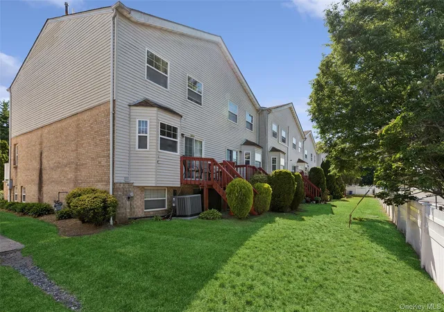 34th image of 1601 Johnson Ave #16, Hempstead, NY 11003 | MLS# 1018668
