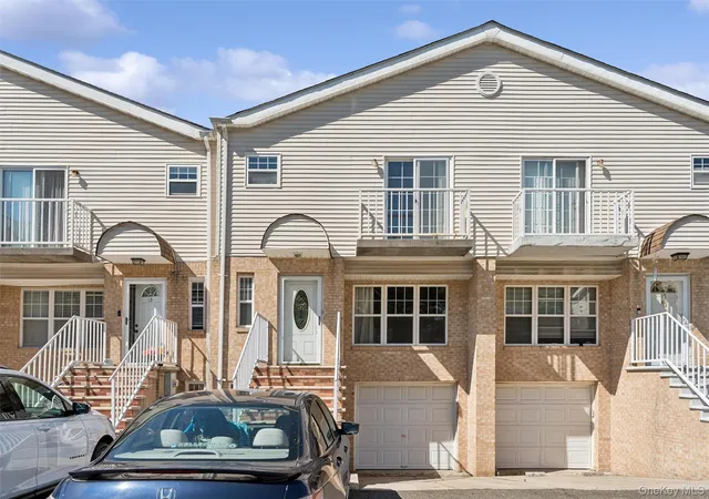 4th image of 1601 Johnson Ave #16, Hempstead, NY 11003 | MLS# 1018668
