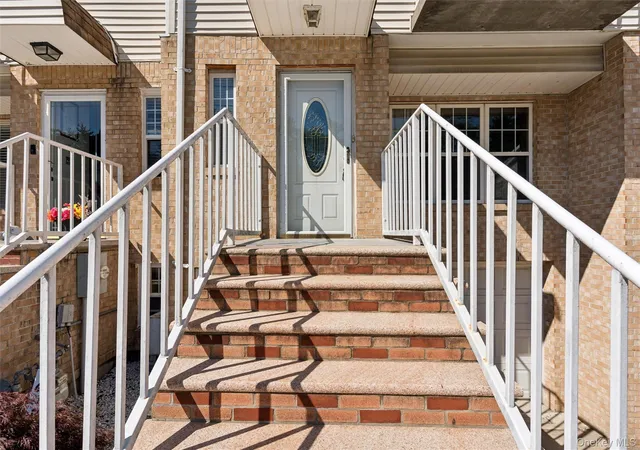 5th image of 1601 Johnson Ave #16, Hempstead, NY 11003 | MLS# 1018668