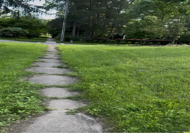 16th image of 16 The Blvd, New Rochelle, NY 10801 | MLS# 1018681