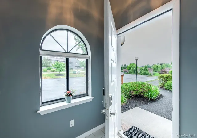 4th image of 503 Scenic Ln, Poughkeepsie, NY 12603 | MLS# 1018718