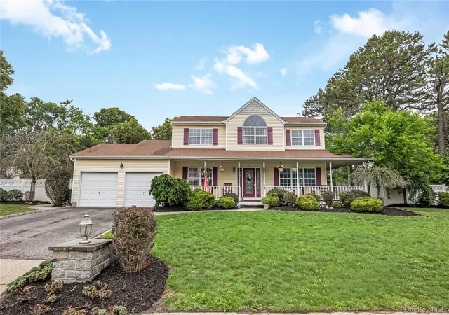 2nd image of 10 John St, Selden, NY 11784 | MLS# 1018734