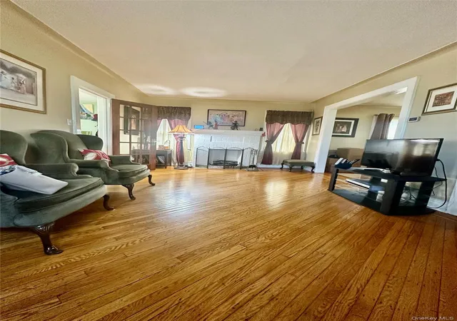 Photo 4 of Sale Pending at 10048 222nd Street, Queens Village, NY 11429 | MLS# 1018739 | Listing updated on 2026-08-27