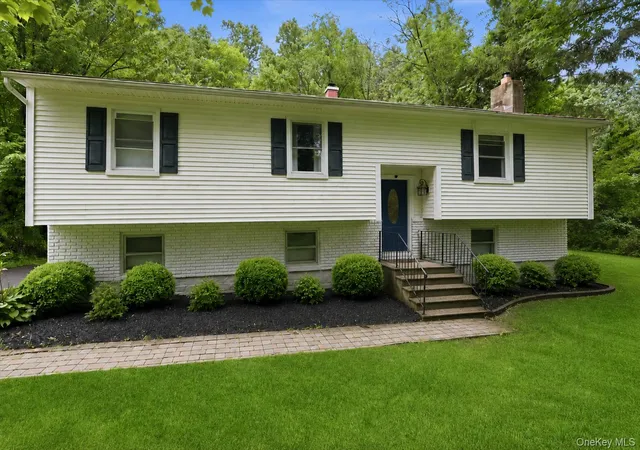 Homes for sale in Kent, NY | 138 Kent Shore Dr, Kent, NY 10512 | MLS# 1018740