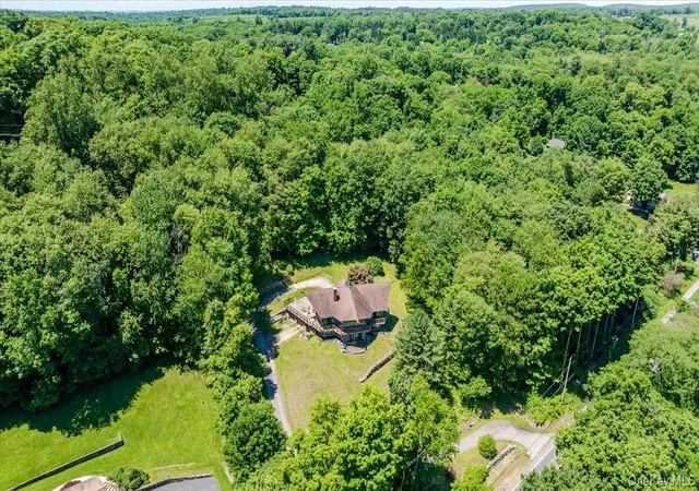 10th image of 15 Raemont Rd, Somers, NY 10527 | MLS# 1018783