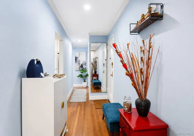 Homes for sale in North Hempstead, NY | 30 Grace Ave #2F, North Hempstead, NY 11021 | MLS# 1018790