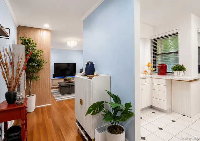 Homes for sale in North Hempstead, NY | 30 Grace Ave #2F, North Hempstead, NY 11021 | MLS# 1018790