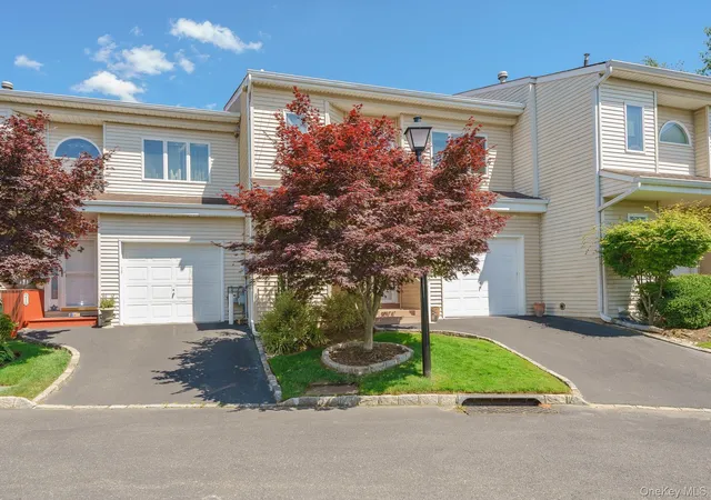 3rd image of 140 Atlantic Ave #405, Oceanside, NY 11572 | MLS# 1018791