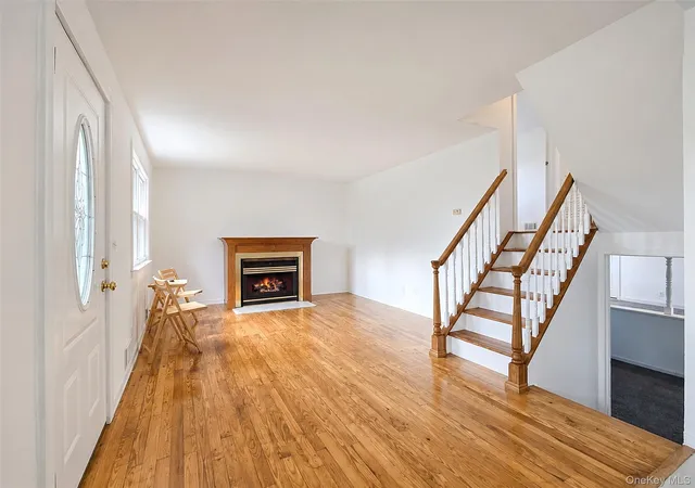 4th image of 290 Eastwood Blvd, Brookhaven, NY 11720 | MLS# 1018799